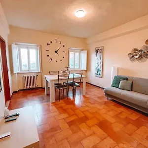 Attico Il Magnifico , Volterra Italien