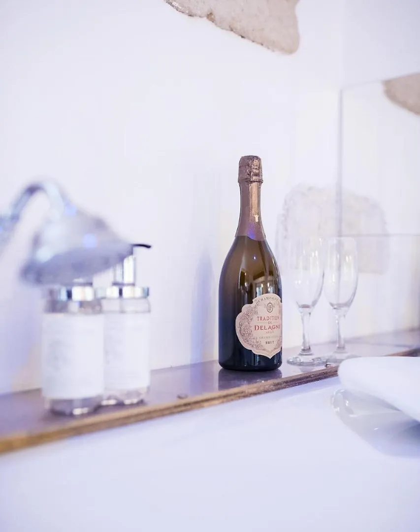 Les Precieuses Suites & Spa I 아비뇽 0*,  프랑스